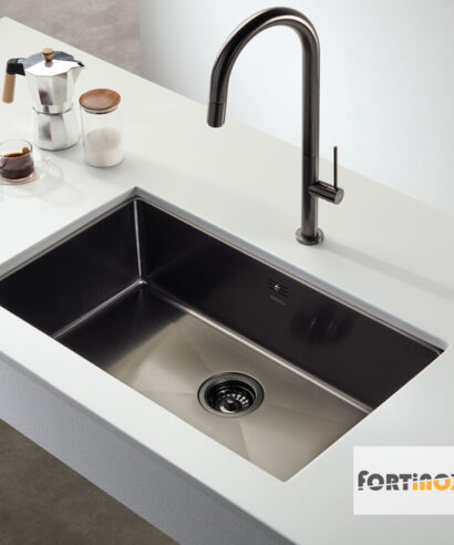 ΝΕΡΟΧ.ΥΠΟΚ/ΝΟΣ SQUADRO 74x44 FORTINOX INOX PVD BLACK BRUSHED